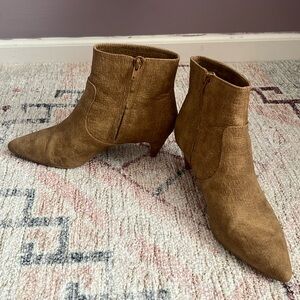 Express Light Brown Ankle Booties Size 8 EUC